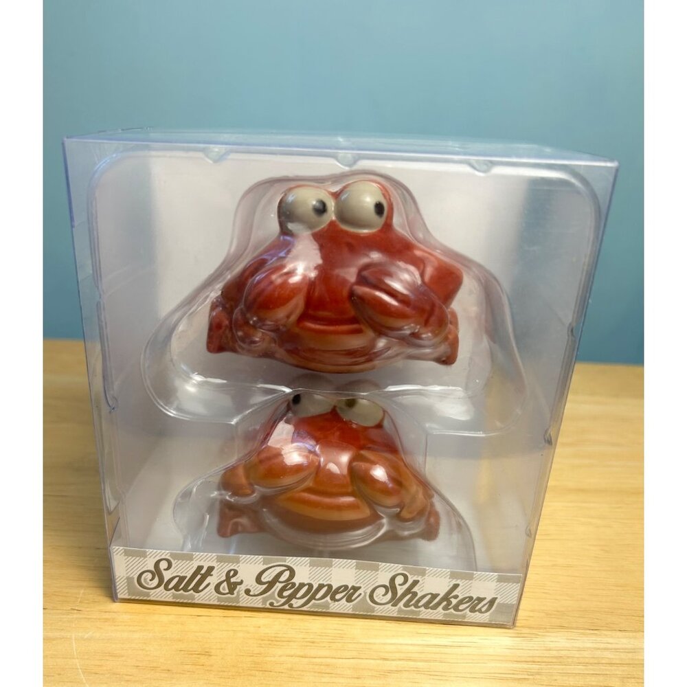 Whimsical Ceramic‎ Crab Salt & Pepper Shakers Midwest-CBK In Box Beach House